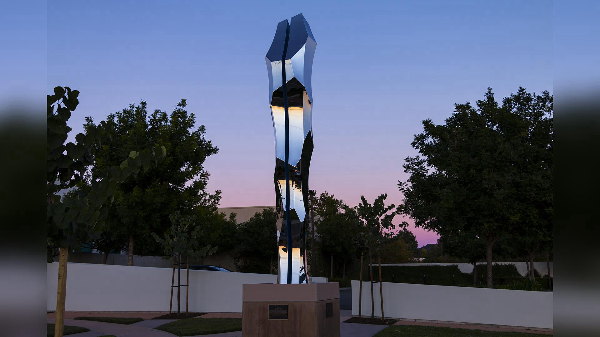 Thin Blue Line - polished stainless steel public art sculpture by Heath Satow in Moorpark, CA