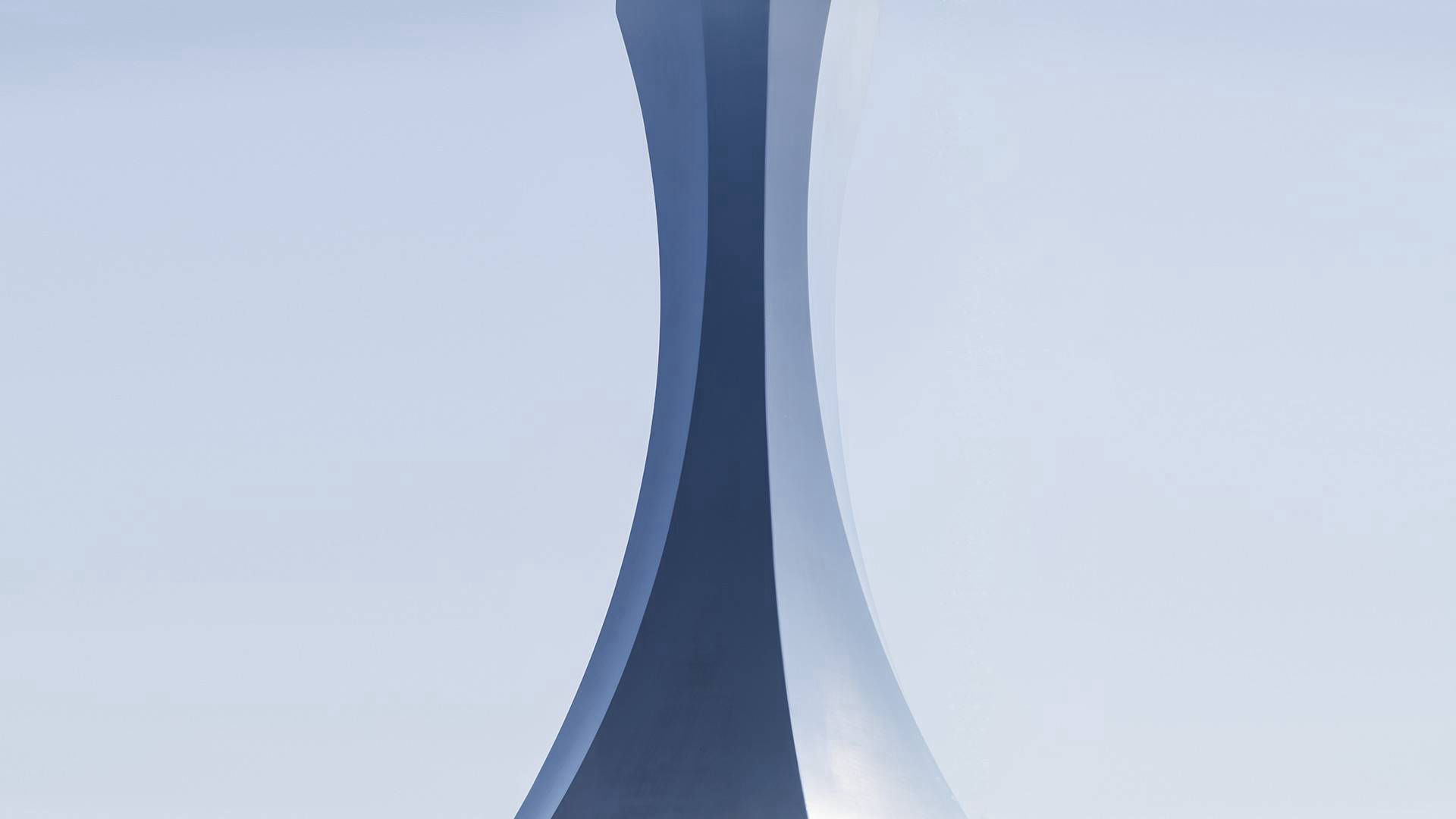 Elatus — mirror-polished stainless steel by Heath Satow, Dublin, CA